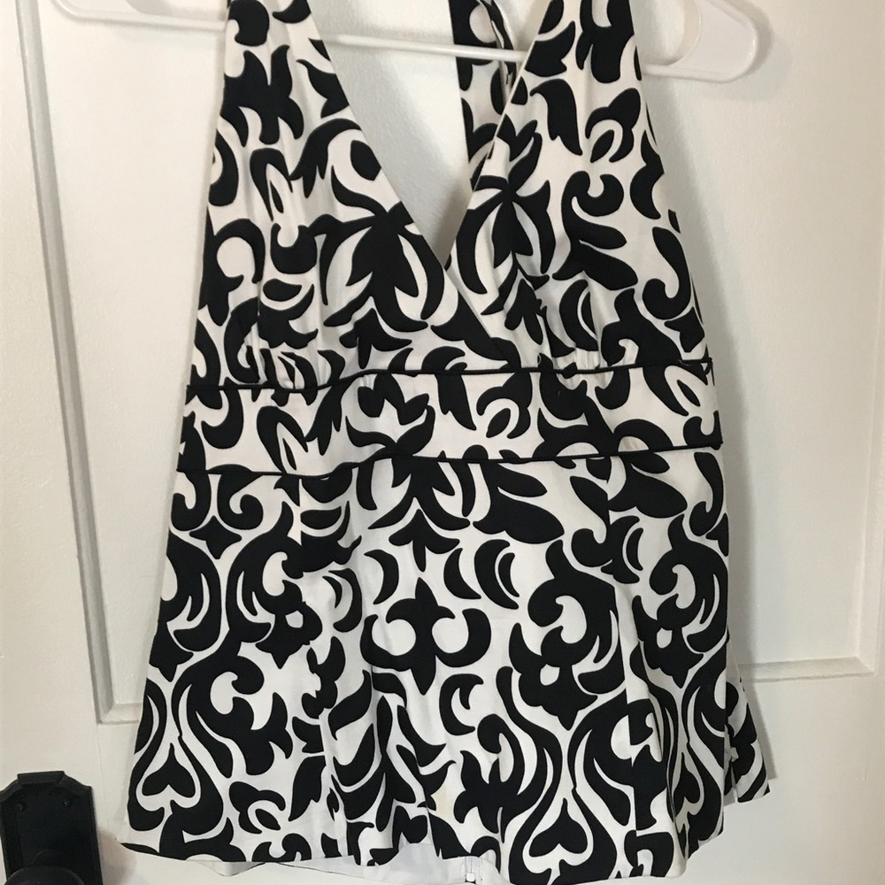 White House / Black Market Summer Top